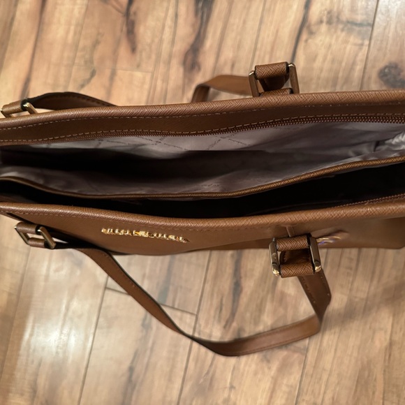 Michael Kors Tan Tote with Gold Accents - Picture 8 of 10